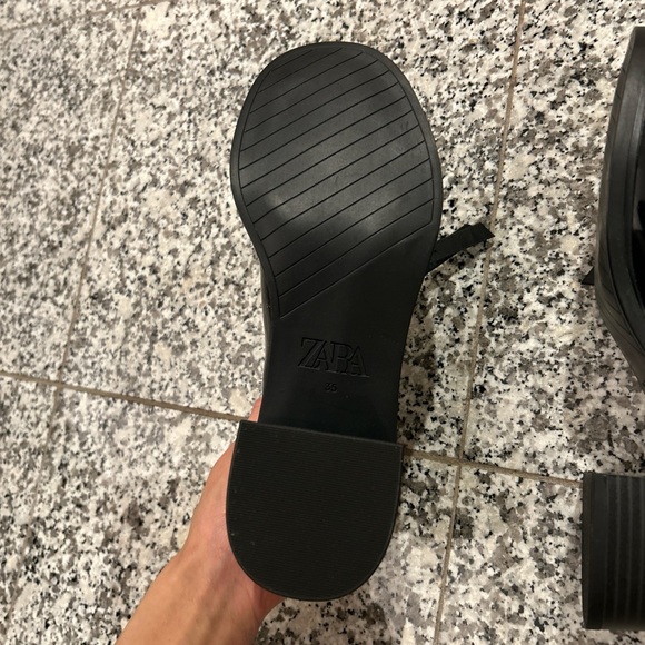 Zara Patent Black Heeled Mary Jane Shoes Size 5 NWT - Picture 6 of 6